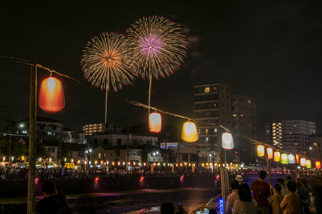 秦野のたばこ祭り